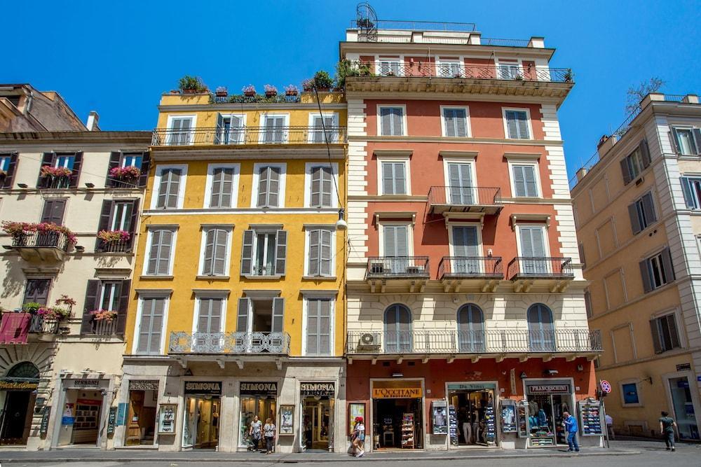 Via Del Corso 3* Rom